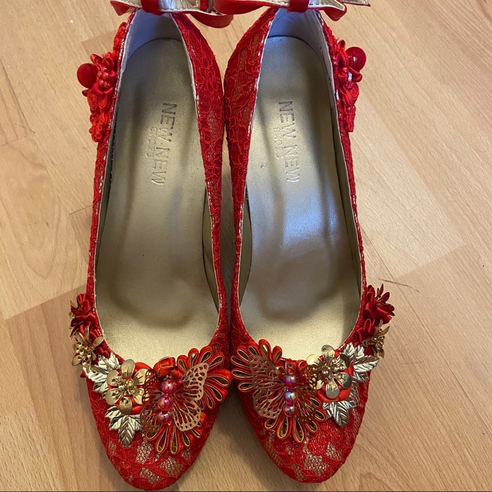 Red lace heels